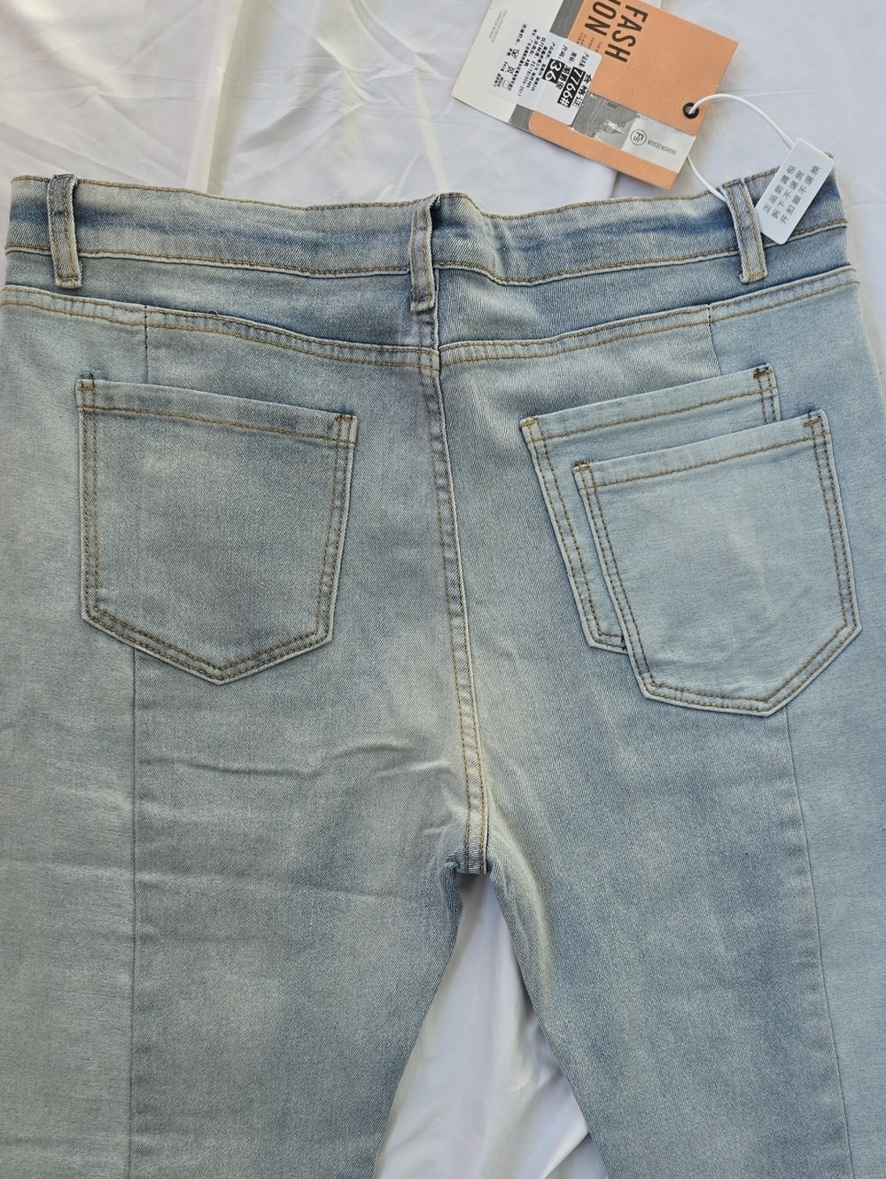 Men's Distressed Jeans Fashionable Front/Back Pocket Design Two Tone At Back - Picture 10 of 14